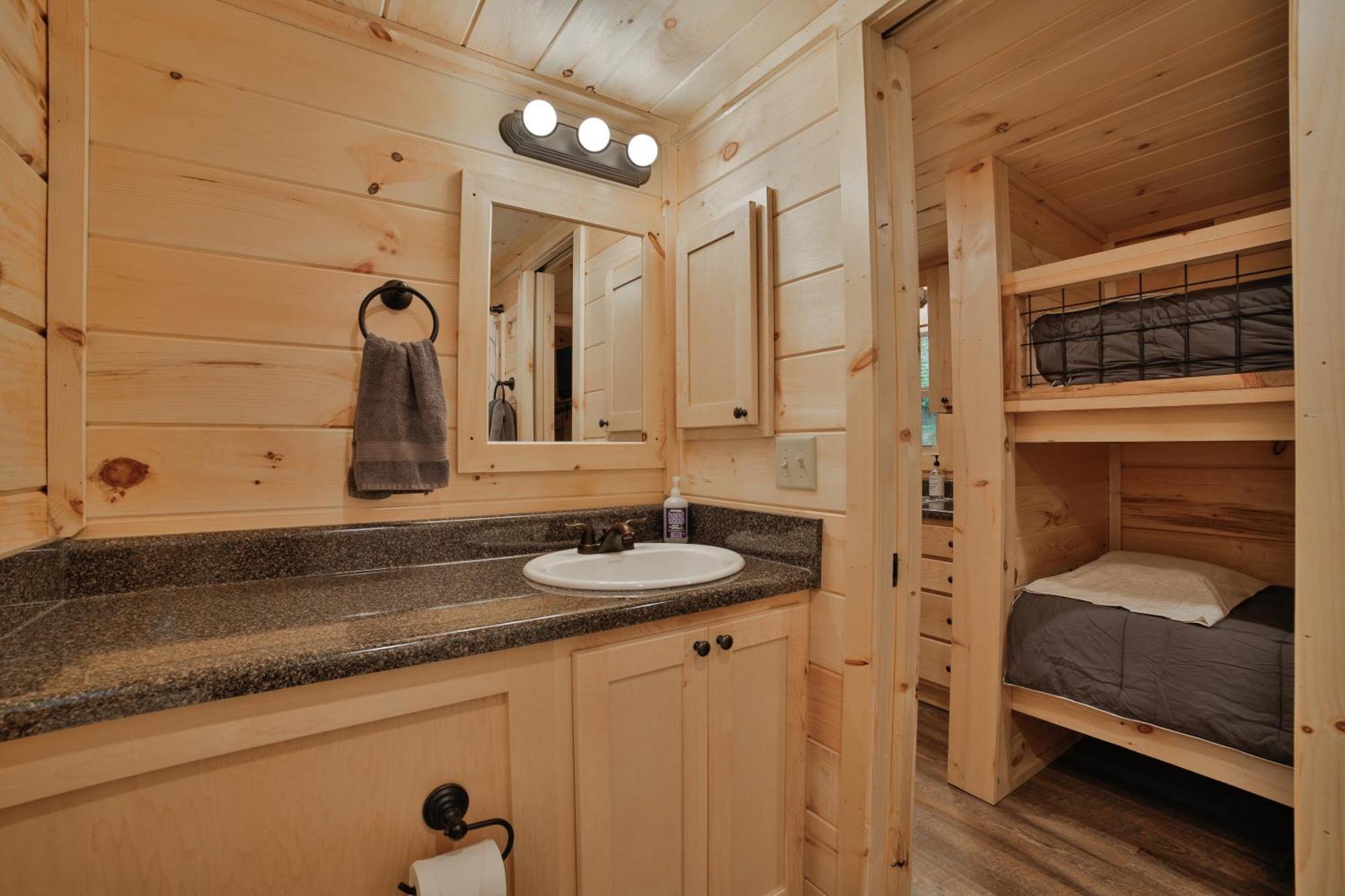 Lena Cabin Wooded Tiny Cabin - Hot Tub Чаттануґа Екстер'єр фото